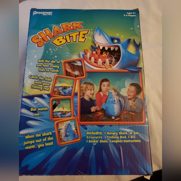 Pressman Shark Bite Game - Picture 6 of 7